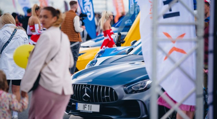„Memel Motor Fest“ festivalyje – galimybė pavairuoti itališką superautomobilį