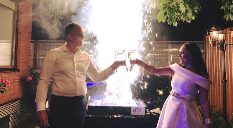Inga ir Darius Budriai atšventė krištolines vestuvių metines  (nuotr. asmeninio albumo („Facebook“)