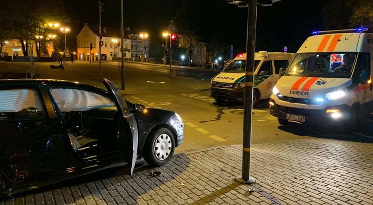 Policijos avarija Klaipėdoje / liudininko nuotr.  
