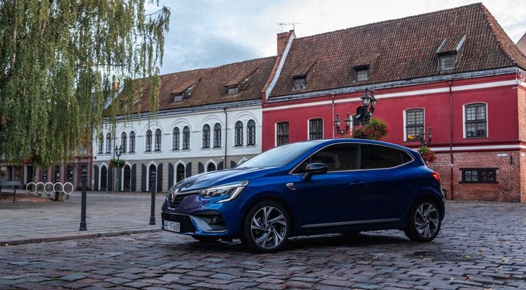 Hibridinio „Renault Clio“ testas: Per vieną žingsnį nuo elektromobilio