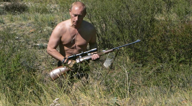 Iš „mačo“ į bejėgį: kūno kalbos ekspertas įvertino Putino išvaizdą (nuotr. SCANPIX)