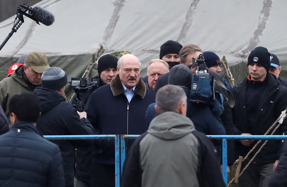 Lukašenka apsilankė migrantų centre netoli Lenkijos sienos