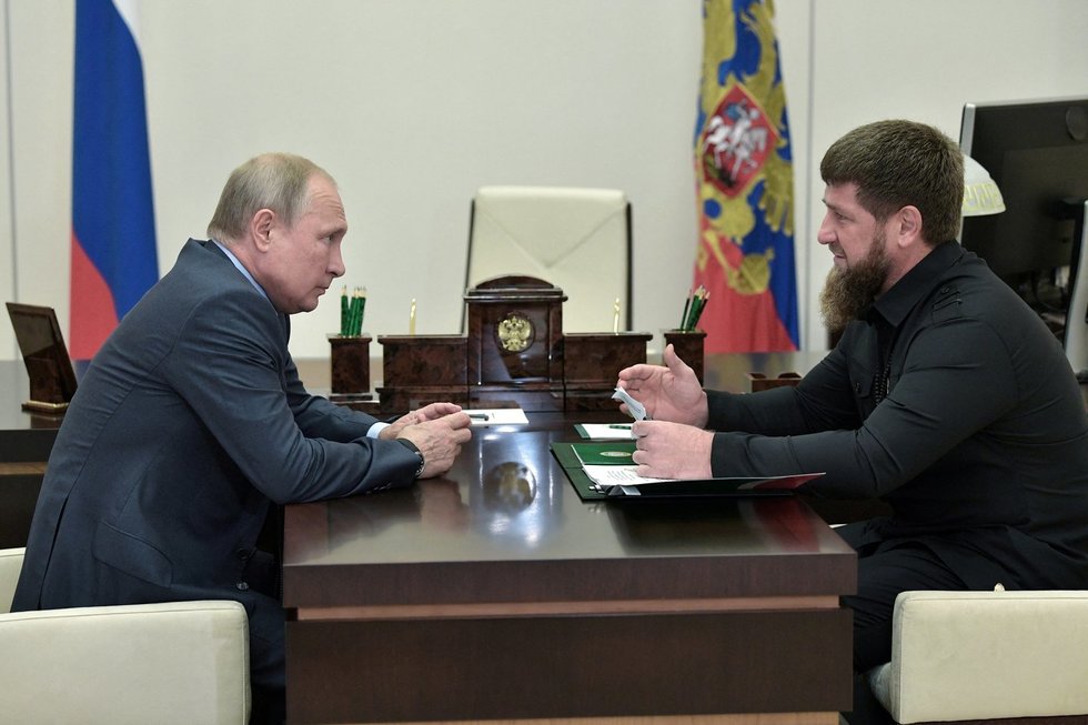 Kadyrovas pasigyrė: Putinas mane paskyrė generolu pulkininku (nuotr. SCANPIX)