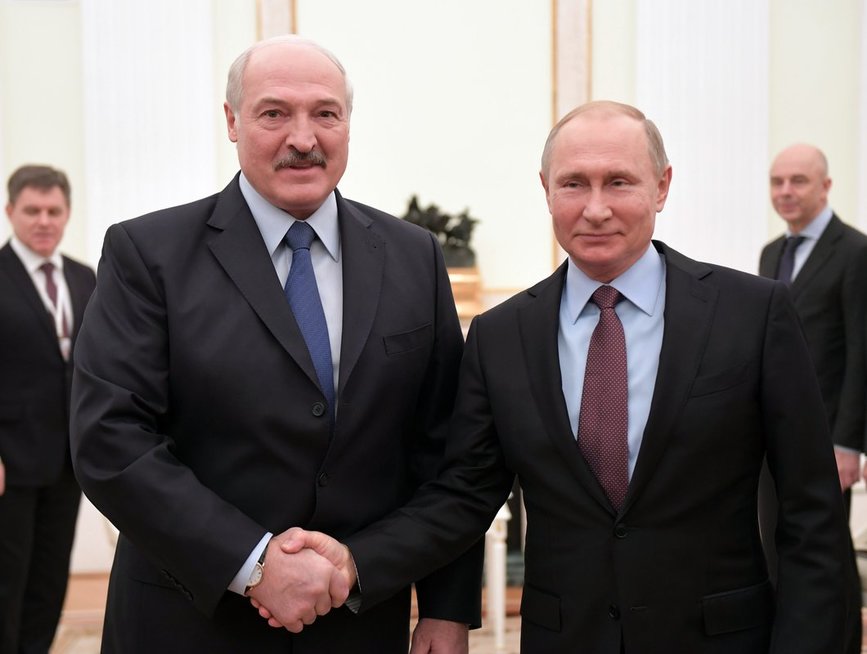 Ką Naujiesiems pasiūlys Lukašenka baltarusiams: ginkluotis ar susilieti su Rusija? (nuotr. SCANPIX)