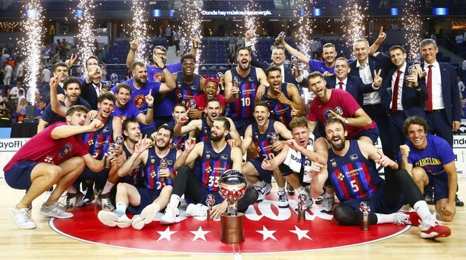  Šaro „Barcelona“ susigrąžino Ispanijos čempionų titulą. (ACB nuotr.)