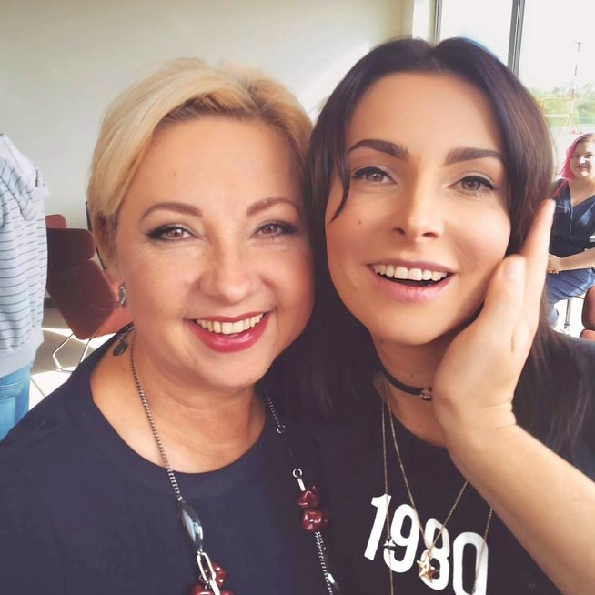 Nijolė Jagelavičienė ir Agnė Jagelavičiūtė Nijolė Jagelavičienė ir Agnė Jagelavičiūtė