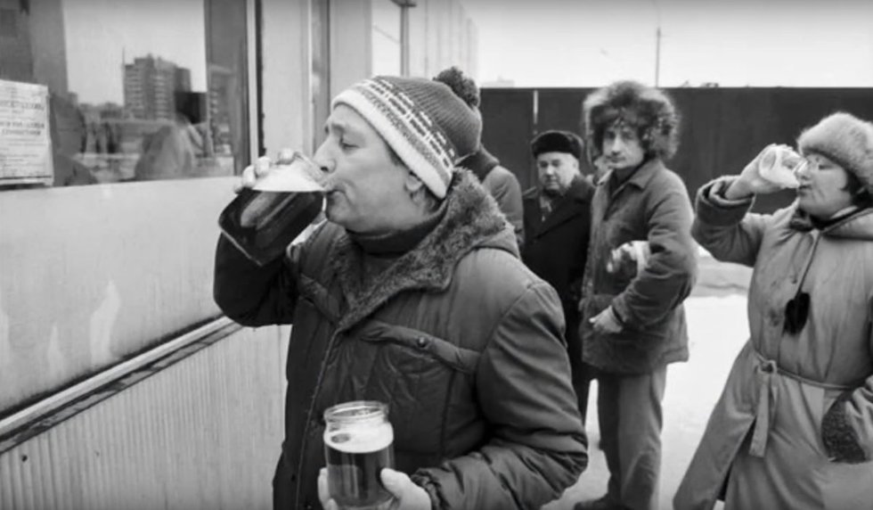 Alkoholis Sovietų Sąjungoje (nuotr. „Youtube')