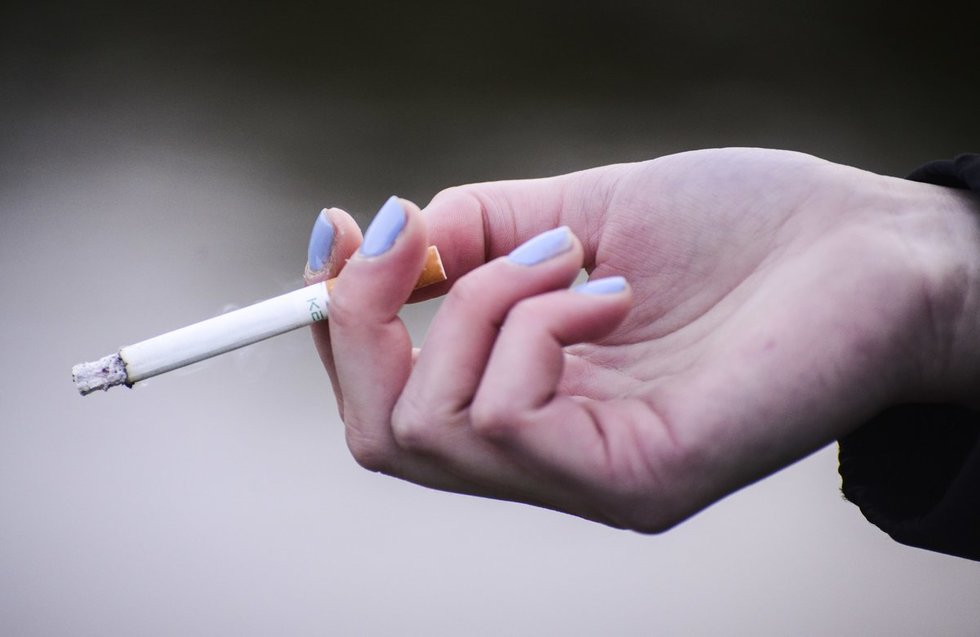 Nors Latvijoje akcizai didėja, cigarečių paklausa nemažėja