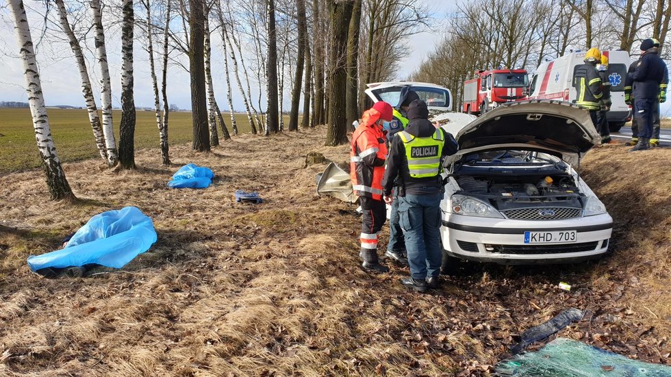 Kraupi nelaimė kelyje Vilkaviškis–Marijampolė: žuvo 2 žmonės