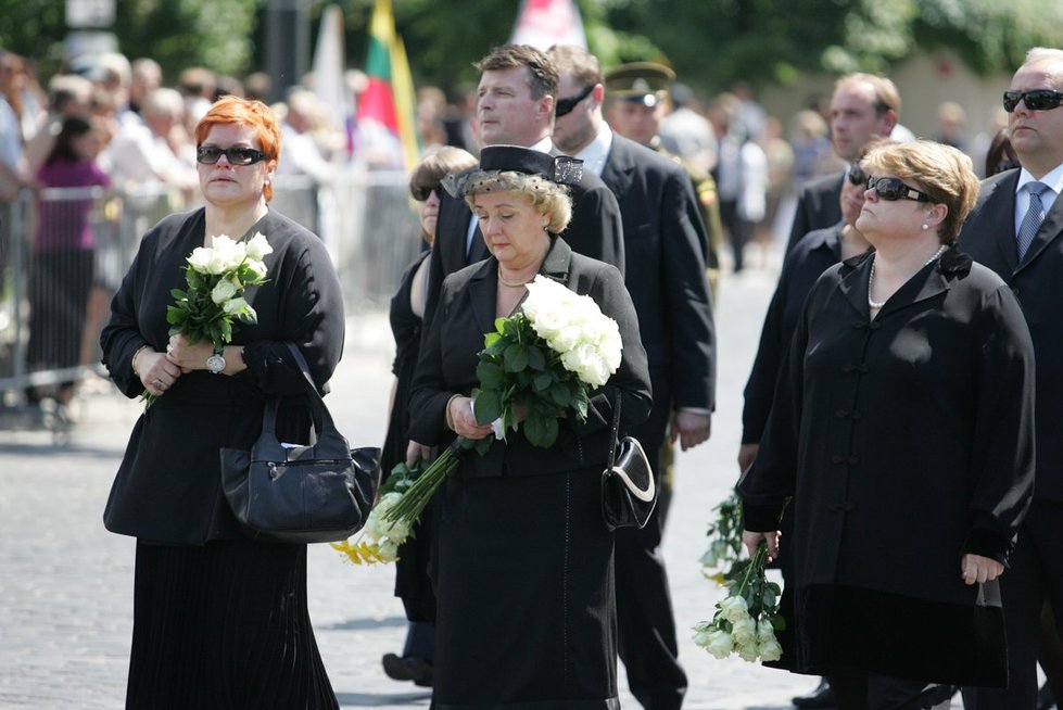 Birželio 26-ąją sukanka lygiai dešimt metų, kai Lietuva neteko prezidento Algirdo Mykolo Brazausko