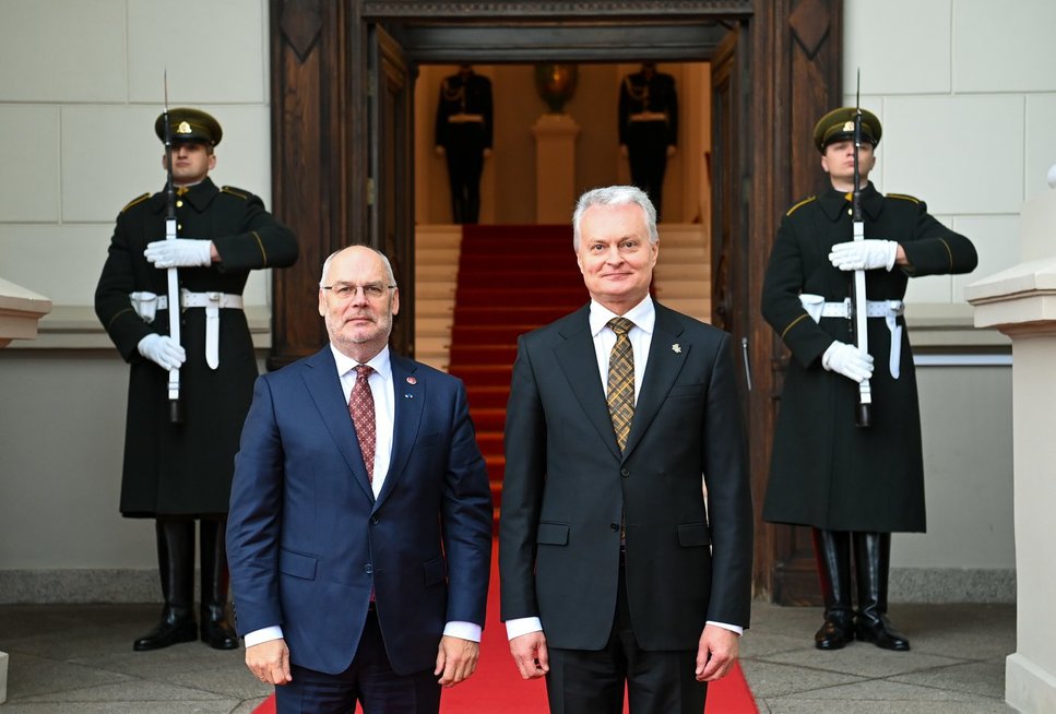 Gitanas Nausėda susitiko su Estijos prezidentu Alaru Karisu