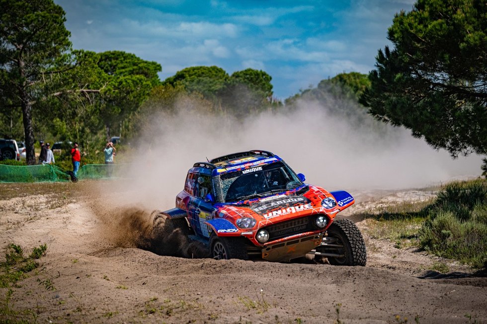 Vaidotas Žala ir Paulo Fiuza „BP Ultimate Rally Raid Portugal“ varžybose (nuotr. komandos archyvo)
