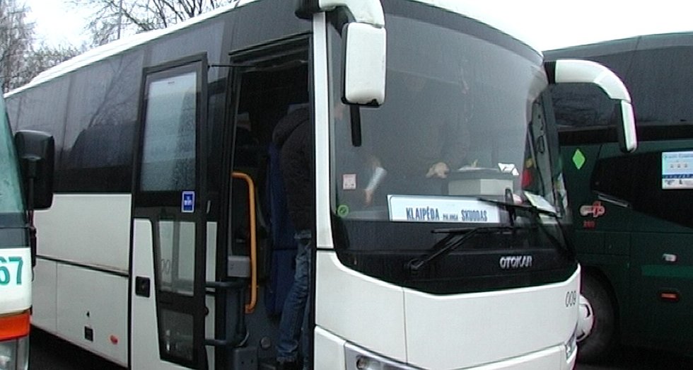 Autobusas (Balticum TV žinių stop kadras)