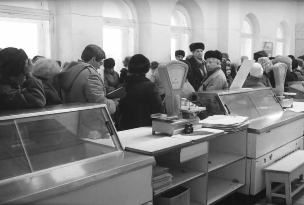 Parduotuvė Sovietų Sąjungoje (nuotr. „YouTube“)