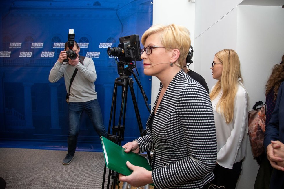 Kandidatų į prezidentus Nausėdos, Šimonytės ir Skvernelio debatai (nuotr. Fotodiena.lt)