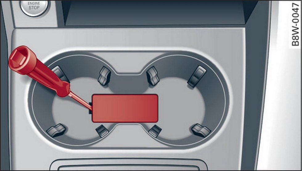 Rankinio stabdžio atblokavimas „Audi“ automobiliuose (nuotr. gamintojo)