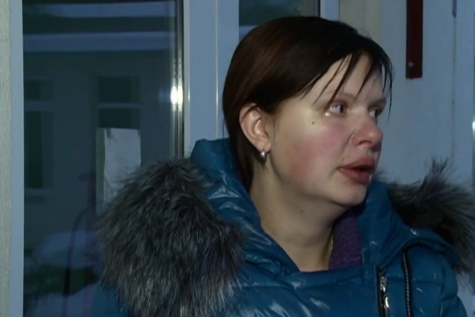 Dėl vyro smurto vaiko netekusi moteris (nuotr. TV3)