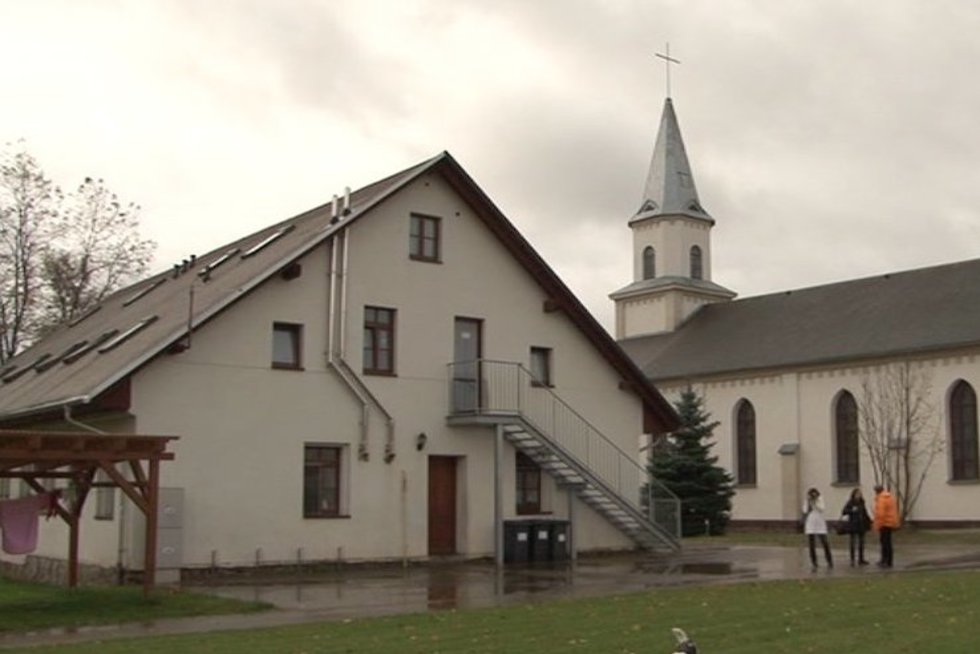 Šakių miesto centre esantys vaikų namai pastatyti prieš dvejus metus, liuteronų bažnyčios iniciatyva  