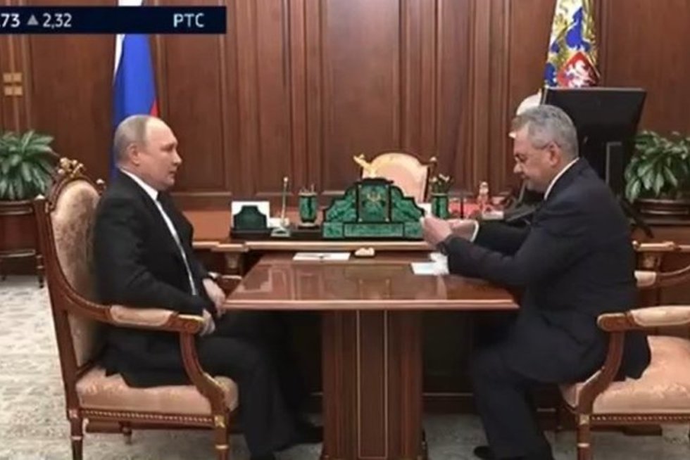 Putinas ir Šoigu (nuotr. stop kadras)