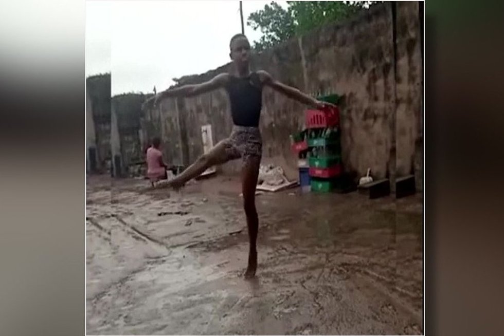 Lietuje baletą šokantis berniukas tapo interneto sensacija  
