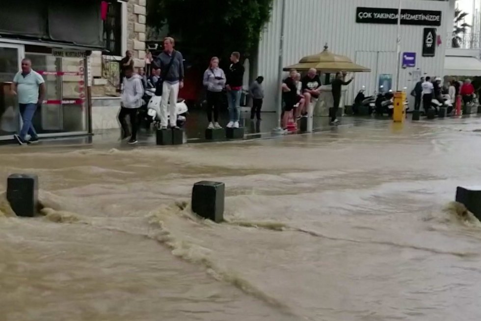 Potvynis Turkijoje (nuotr. stop kadras)