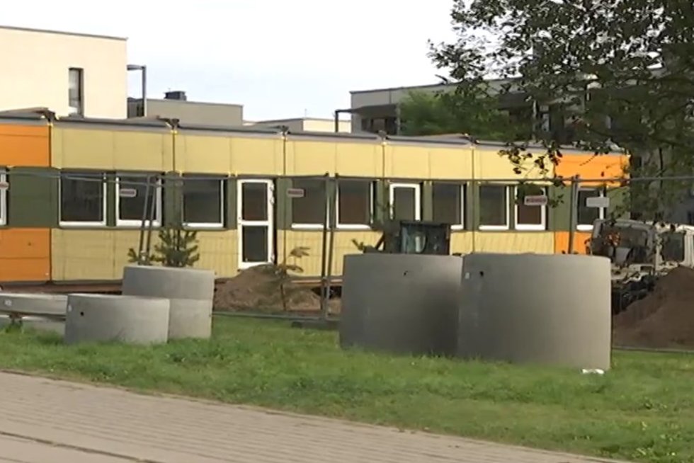 Sostinės darželinukų laukia greitai surenkami konteineriniai darželiai (nuotr. TV3)