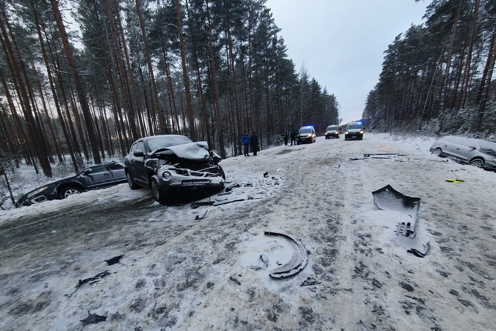Masinė avarija Švenčionių rajone (nuotr. Broniaus Jablonsko)