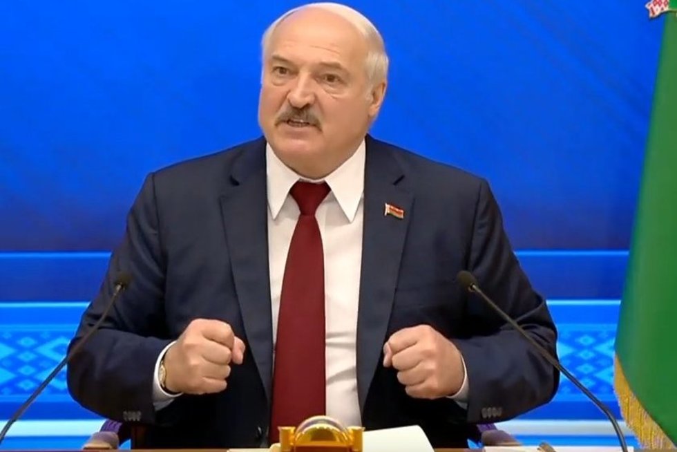 Lukašenka grasina migrantais: Lietuvoje tuoj prasidės skerdynės, šalis subyrės (nuotr. YouTube)